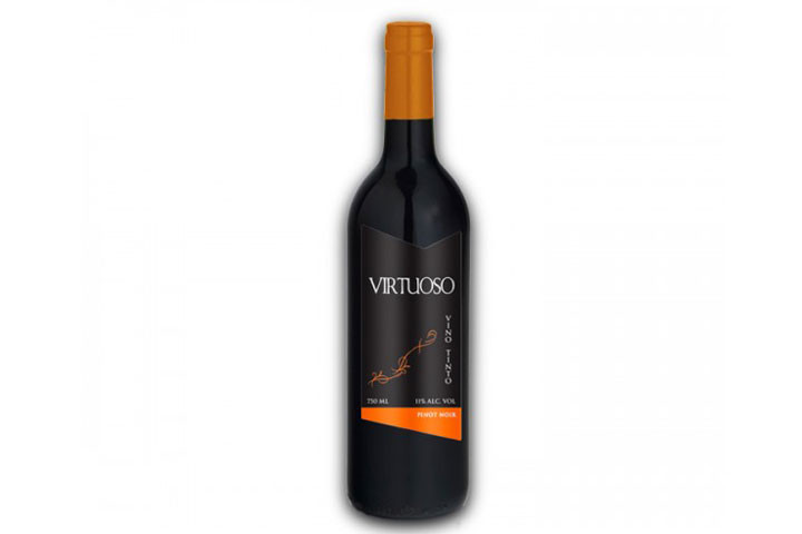 12 flasker Virtuoso rødvine, hvor du får 6 flasker Merlot og 6 flasker Pinot Noir5 