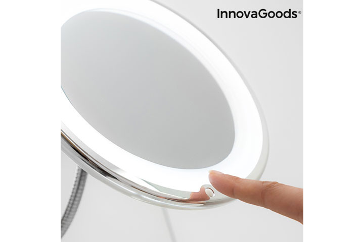 Lækkert og smart makeupspejl med LED lys og forstørrelsesglas4 