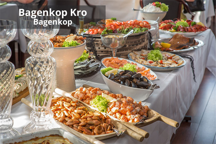 Ophold for 1 eller 2 personer på Bagenkop Kro med stor populær fiskebuffet samt vin1 