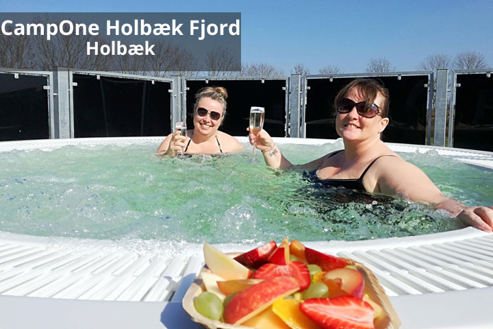 Ophold for 2 med spa og bobler og morgenbrød på CampOne Holbæk Fjord1 