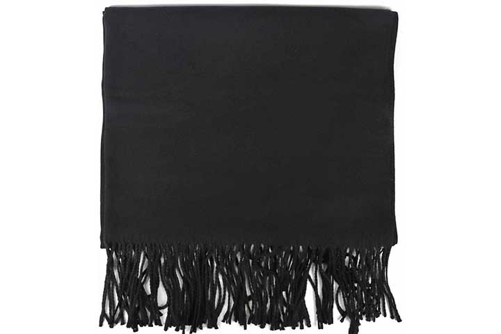 Forkæl dig selv med vores lækre Cashmere / Viskose tørklæde med lange frynser!3 