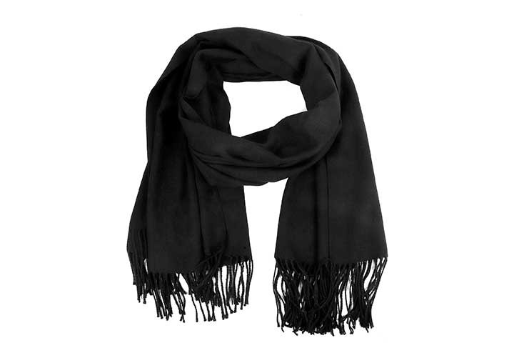Forkæl dig selv med vores lækre Cashmere / Viskose tørklæde med lange frynser!5 