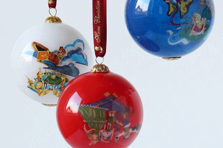 Pynt dit juletræ med de smukkeste glas julekugler med motiver fra  H.C. Andersens eventyr4 