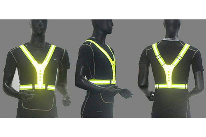 Den højest effektive refleksvest med LED-lys kommer i en flot neon grøn-farve4 