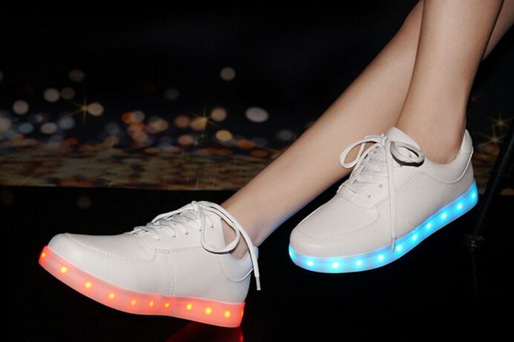 Fede sneakers med LED-lys - årets trend fra USA1 