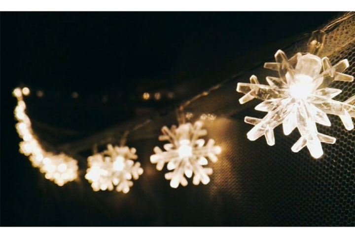 Lyskæde med snefnug til den gode julestemning derhjemme2 