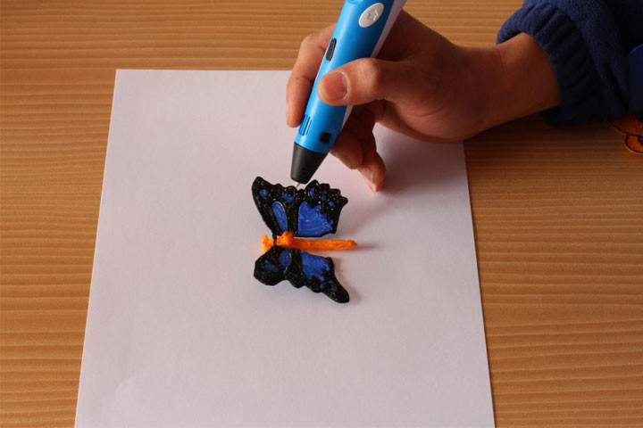 Gaveidé til dit barn eller barnebarn: Sejt 3D printer pen, der giver tegninger liv!1 