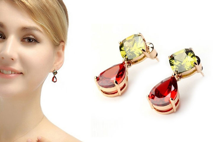 Elegante øreringe med smukke grønne og røde sten4 