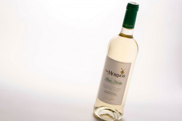 12 flasker Los Molinos hvidvin - en ung vin med meget god struktur 3 