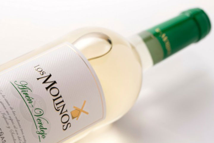 12 flasker Los Molinos hvidvin - en ung vin med meget god struktur 1 
