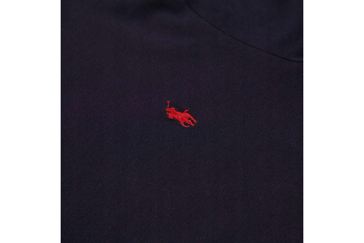 Tidløs stil og ultimativ komfort - Ralph Lauren Men's Basic T-shirt har det hele!4 