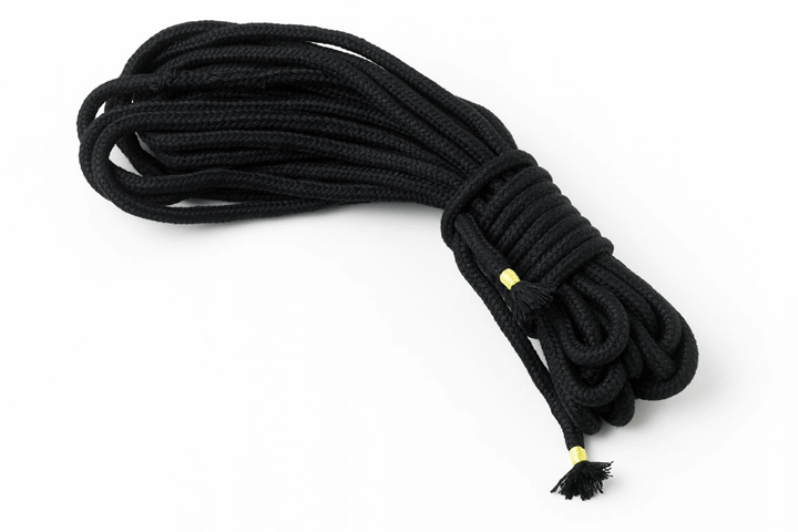 BDSM-Sæt med sorte hånd manchetter i PU læder, maske og bondage reb4 