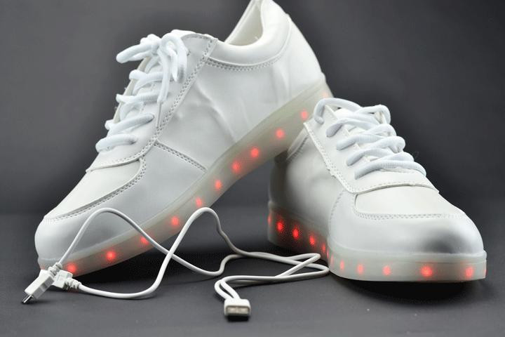 Fede sneakers med LED-lys - årets trend fra USA2 