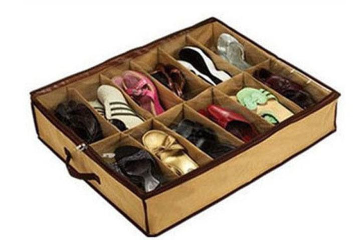 Opbevar dine sko på en smart måde med en skoorganizer, der kan skubbes under sengen eller gemmes i skabet2 