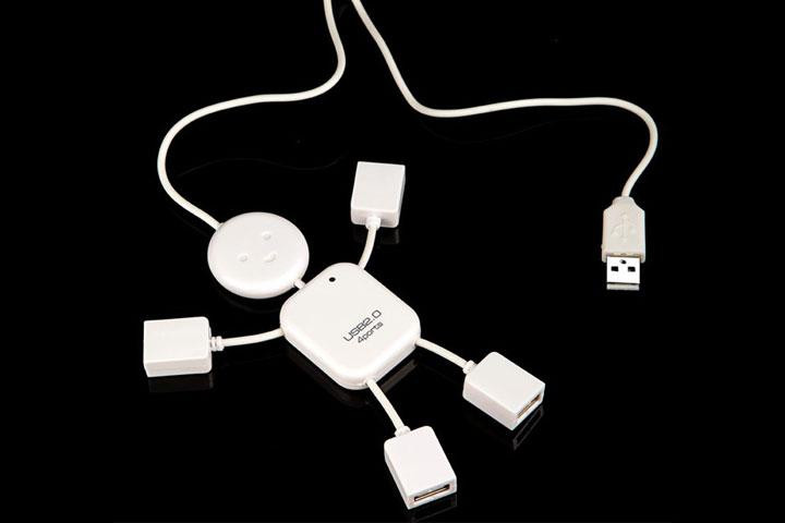 Forbind flere enheder på samme tid, med den søde og sjove USB hub der er designet som en sprællemand3 
