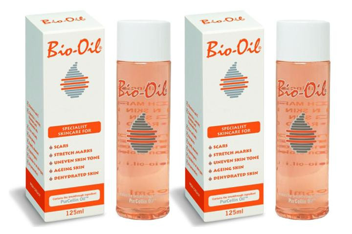Er du plaget af strækmærker, acne ar, aldrende og tør hud? Nu kan du forbedre udseendet af disse markant med den specialiserede hudplejeolie Bio-Oil!4 