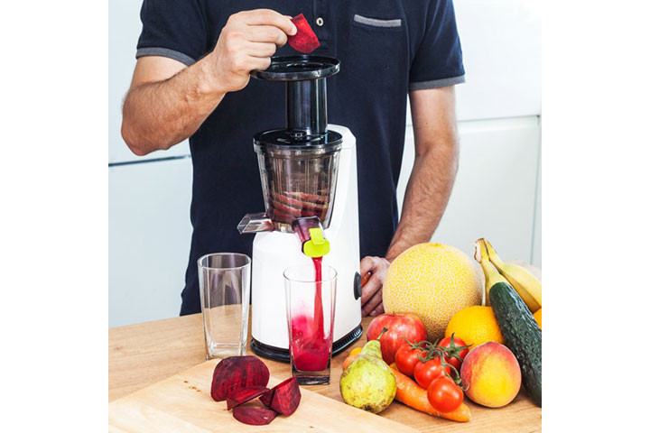 Slow juicer til vitaminrig juice 1 