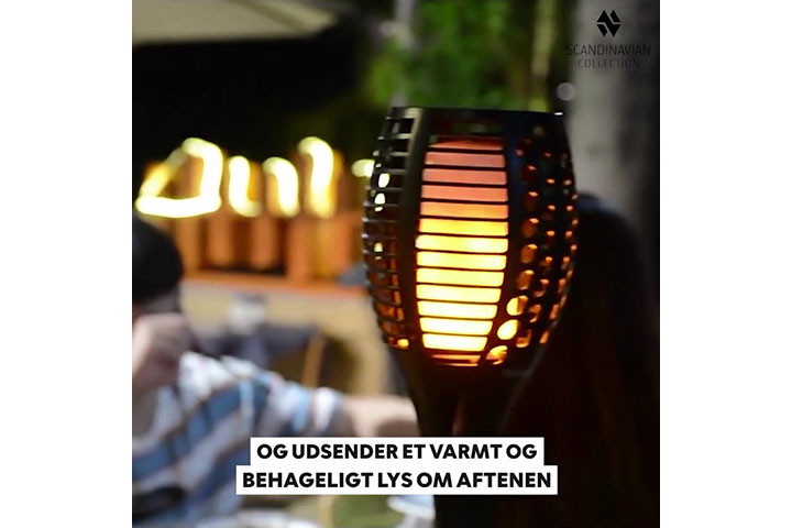 LED-faklerne lyser med flammer, og er samtidig klimavenlige, da de er drevet af sollys6 