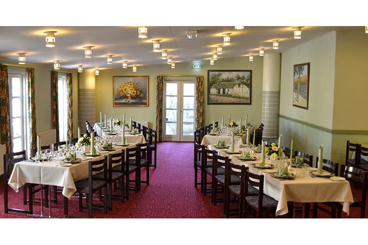 1 overnatning for 2 på Bogense Hotel med lækker 3 retters middag inkl. vinmenu 4 