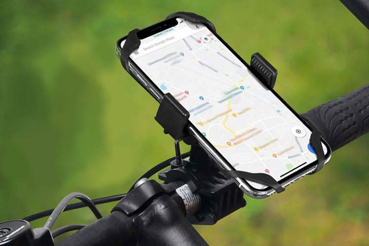 Du kan bruge din smartphone håndfrit og den passer til motorcykler, klapvogne, cykler og scooters1 