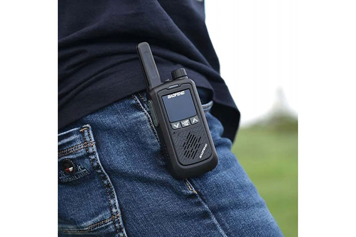 Hold Kontakten Overalt med Walkie Talkie Radiotelefon Sæt (2 stk.)9 